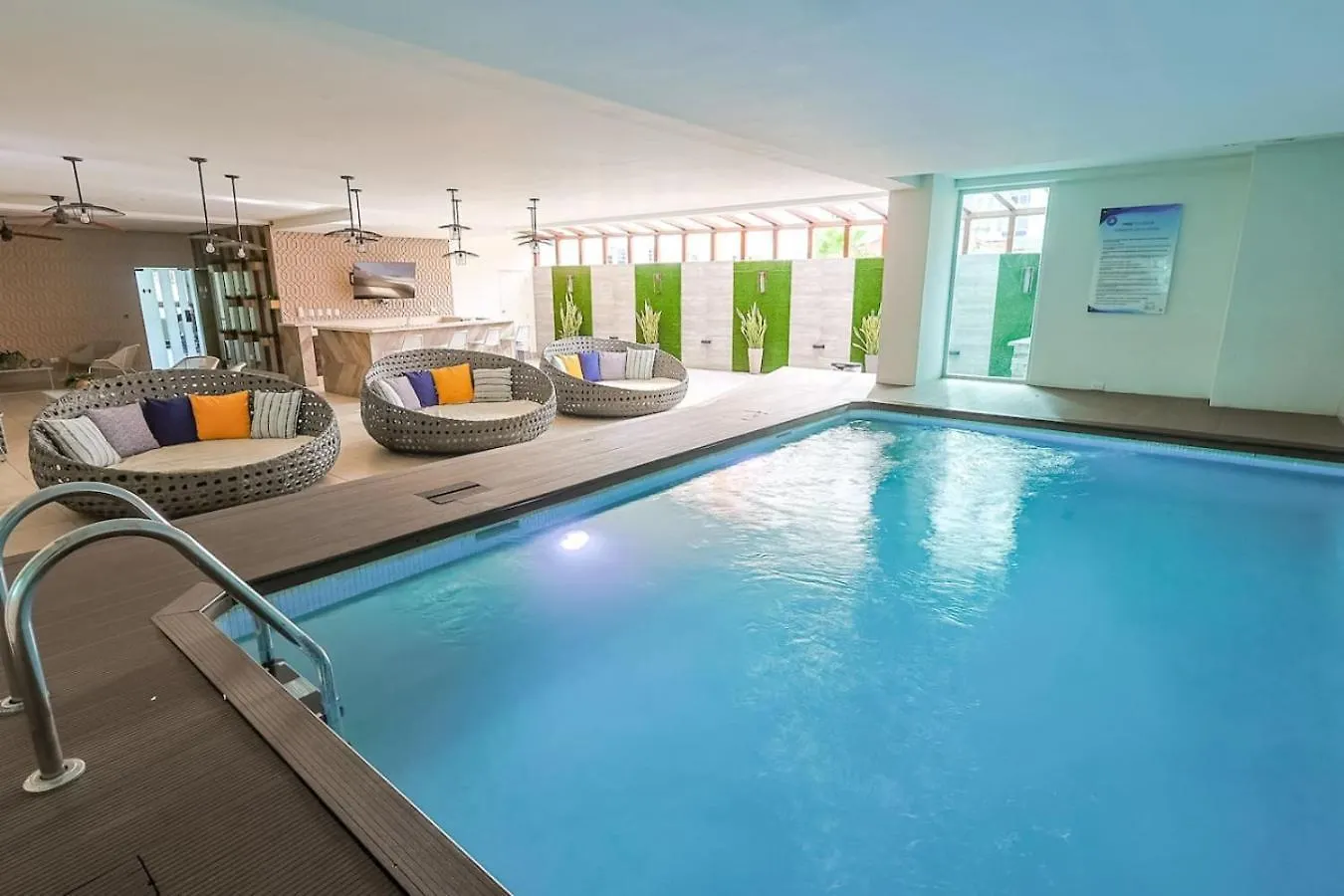 Elegant Centric Apt Near All Santo Domingo Dominican Republic
