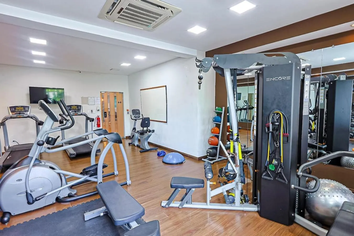 Elegant Centric Apt Near All Santo Domingo Apartman